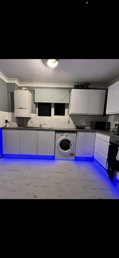 Lovely, Two Bedroom Apartment Central Location Londres Exterior foto